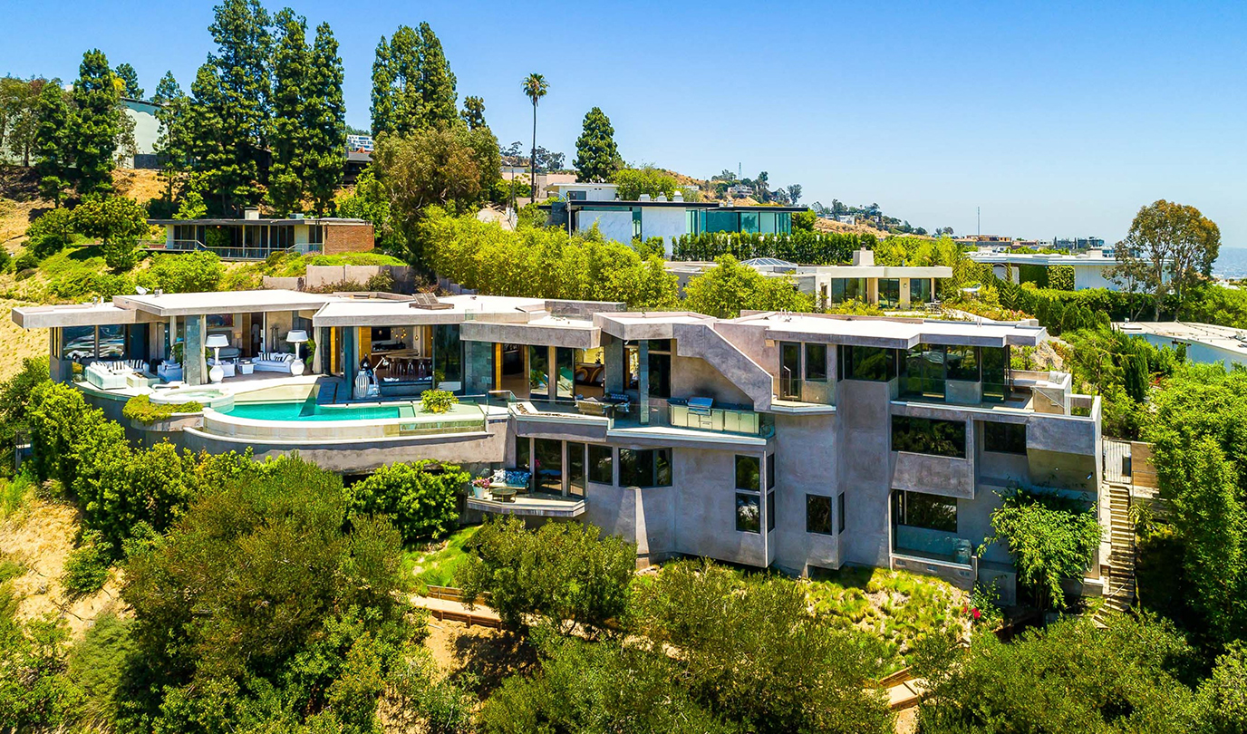 Blue Jay Modern - Hollywood Hills | Zocha Group Los Angeles Villas